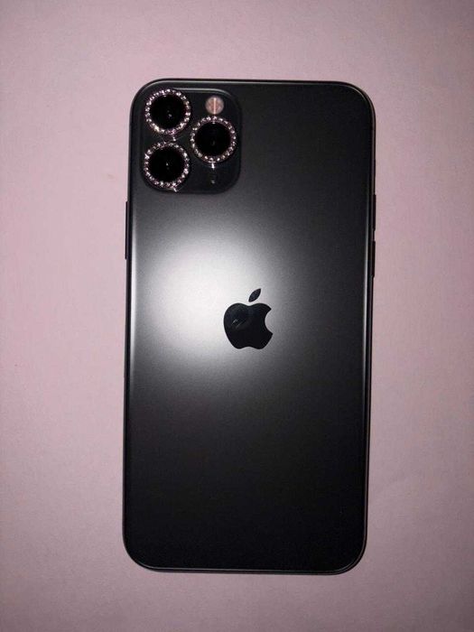 Продам Apple iPhone 11 Pro 256 GB Midnight Green