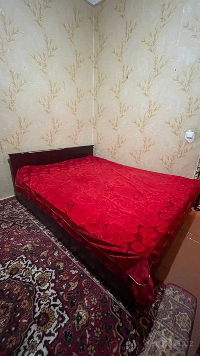 Кровать б/у продается