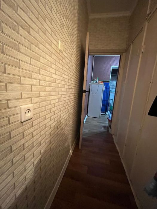 Продам 1а ком 21 микрорайон