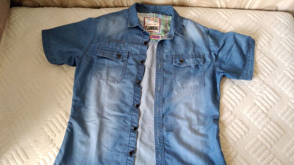 Мужская джинсовая рубашка
