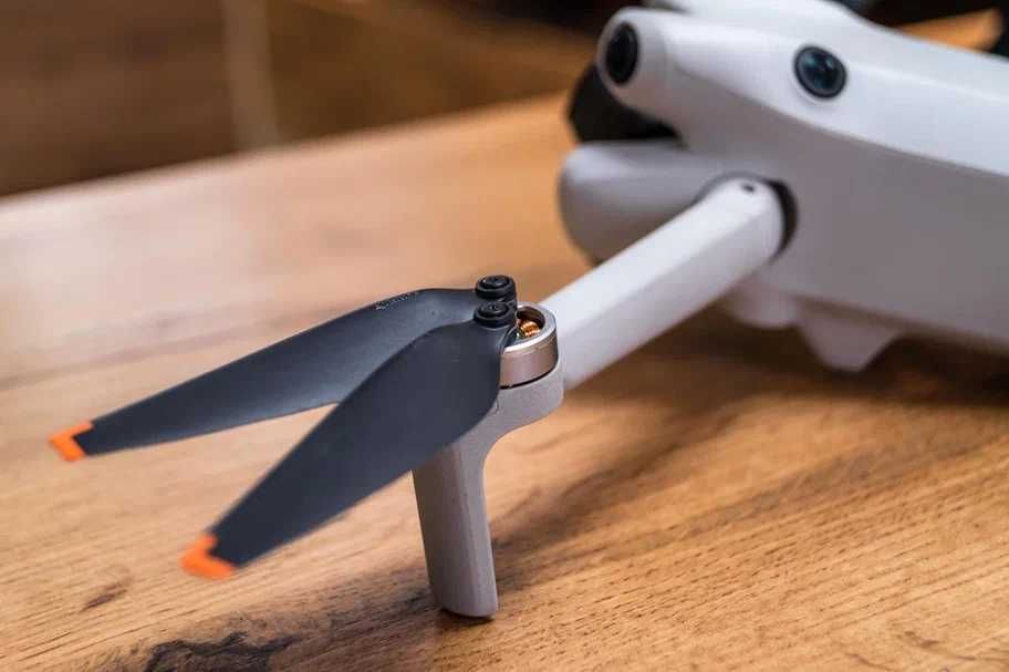 Дрон DJI Mini 4 Pro Fly More Combo Plus Гарантия Рассрочка