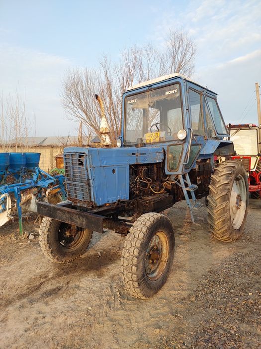 МТЗ 80 Трактори сотилади.  60 млн сум