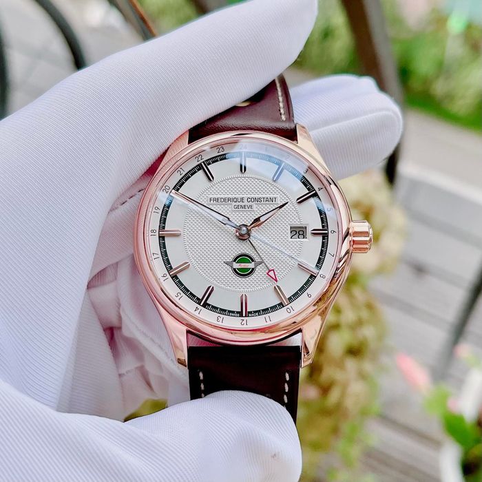 Швейцарские часы FREDERIQUE CONSTANT Vintage Rally Healey GMT