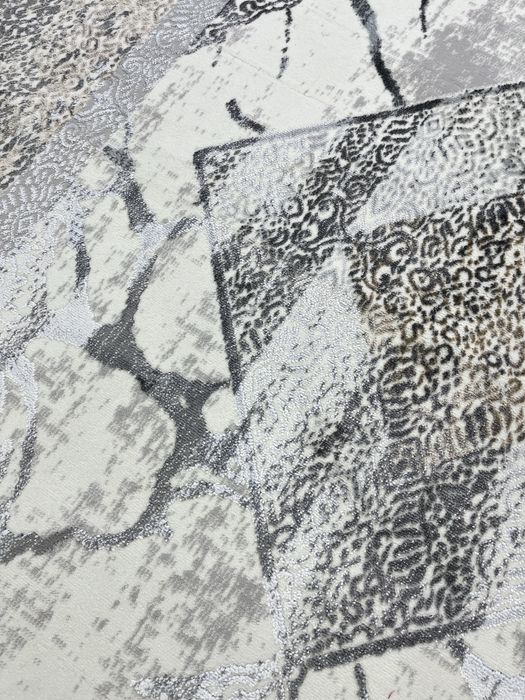 Продам новый ковёр 2х3