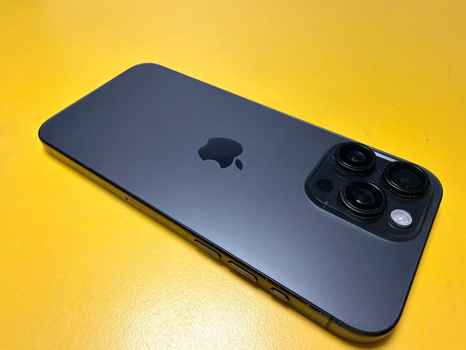 Смартфон Apple iPhone 15 Pro Max 256GB