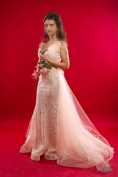 Дизайнерска бална рокля