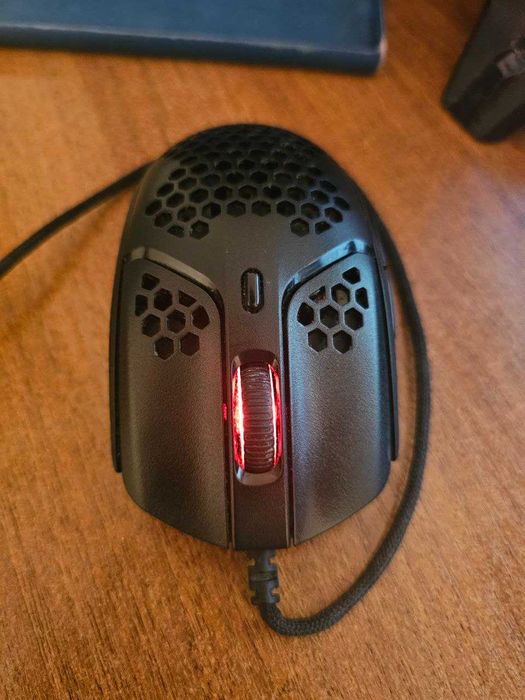 Мышь проводная HyperX Pulsefire Haste [HMSH1-A-BK/G] черный