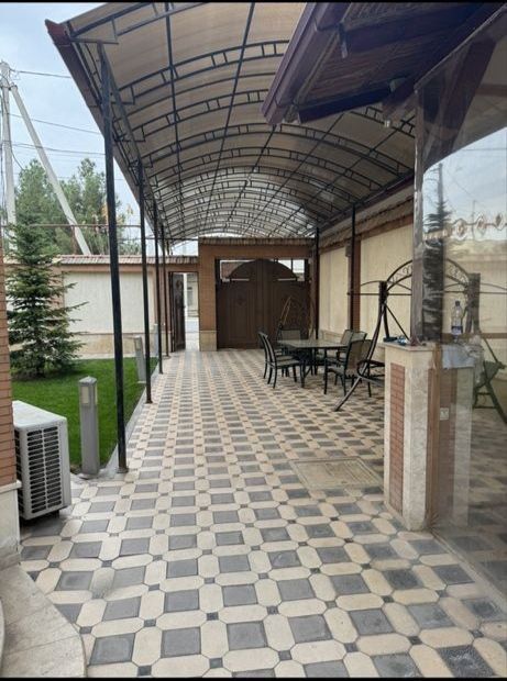 Продаётся дом,участок на Юнусабаде!