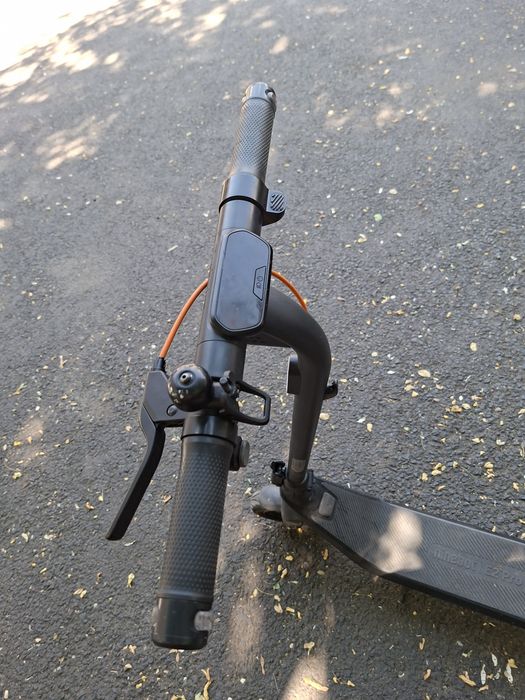 Vand trotineta electrica Ninebot e2 PRO, si Xaomi