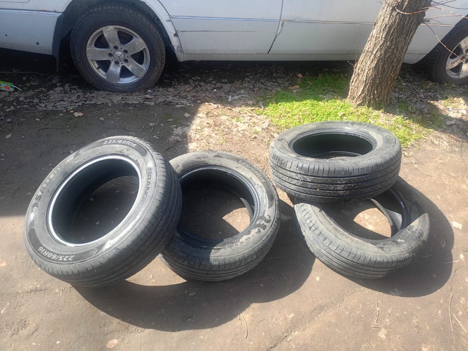 Срочно продаю летние шины на BYD