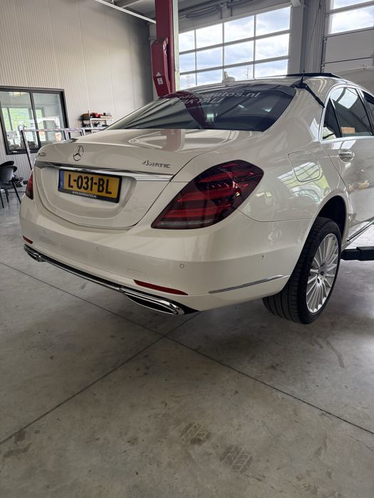 W222 facelift предна броня ,задна +прагове