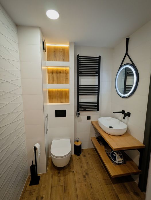 Плотове и мебели за баня от масивно дърво и епоксидна смола