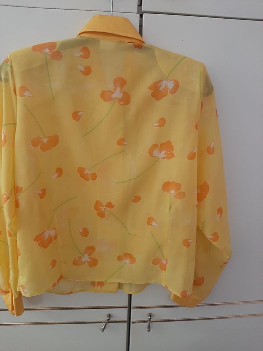 Дамска риза М размер