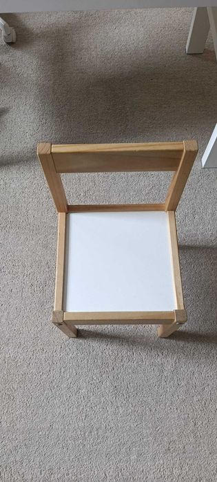 Детско столче IKEA – дървено, стабилно