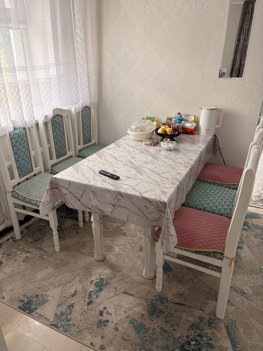 Продам стол со стулями