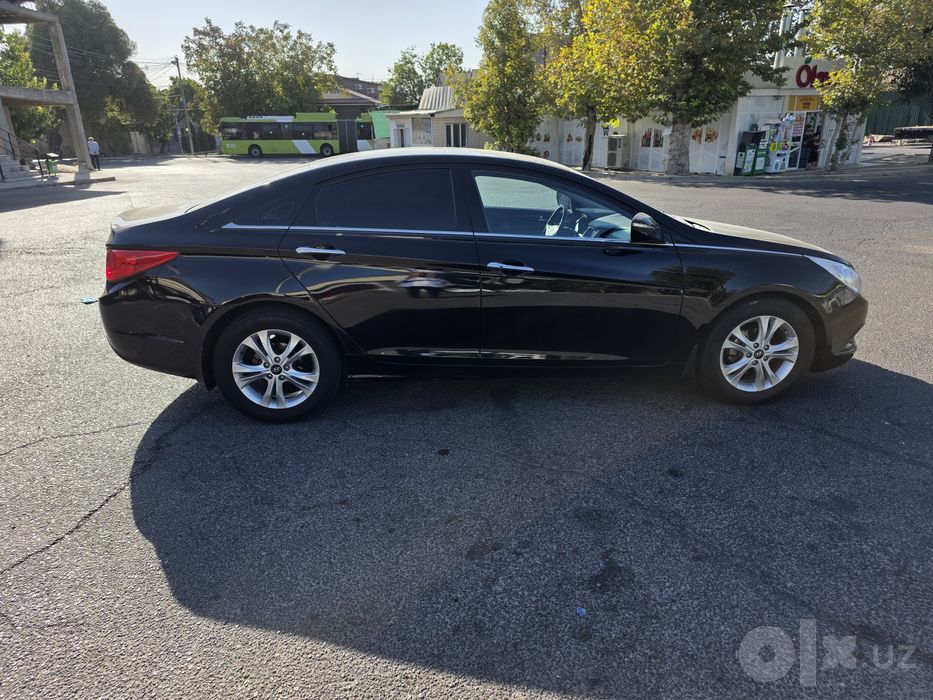 Hyundai slSonata 2012