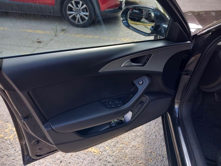 Audi A6 2.0 TDI 2013 | Cutie manuală - ClimatronicW | Piele | Navigație | Întreținut