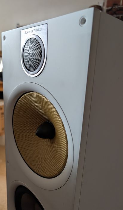 B&W Bowers & Wilkins  683 S2
