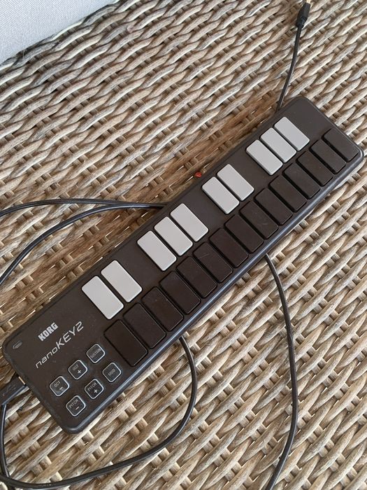 Controler midi Korg nanoKEY 2 black