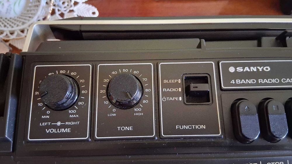 Radiocasetofon stereo Sanyo