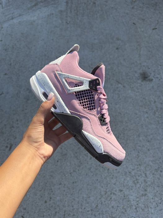 Jordan 4  розови