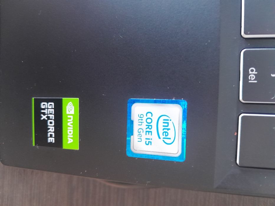 Продам почти новый ноутбук