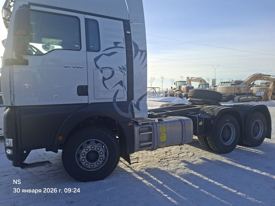 Тягач ситрак SITRAK