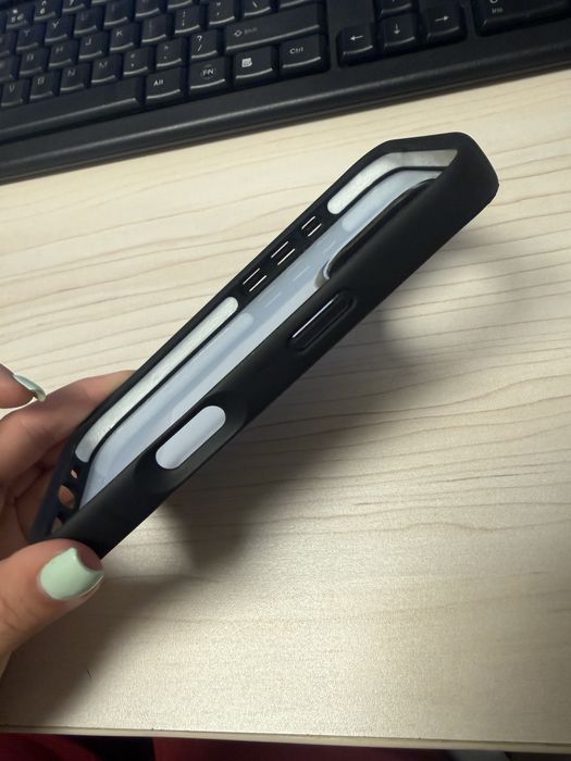 Husa iPhone 16 Pro