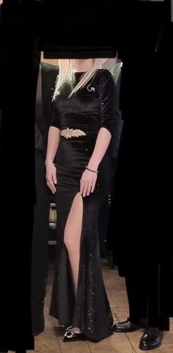 Rochie lunga de catifea neagra
