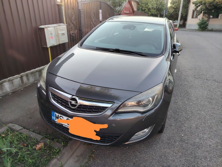 Opel Astra sports tourer stare impecabila