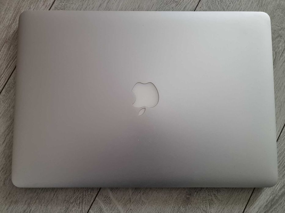 Macbook Pro 15 late 2013, i7, 16gb RAM, 1TB SSD, baterie noua