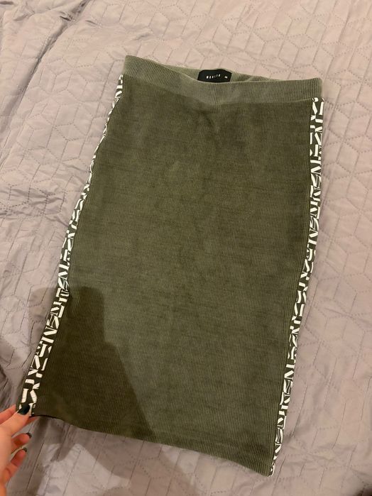 Всичко до 10 лв - рокля, пола, пуловер