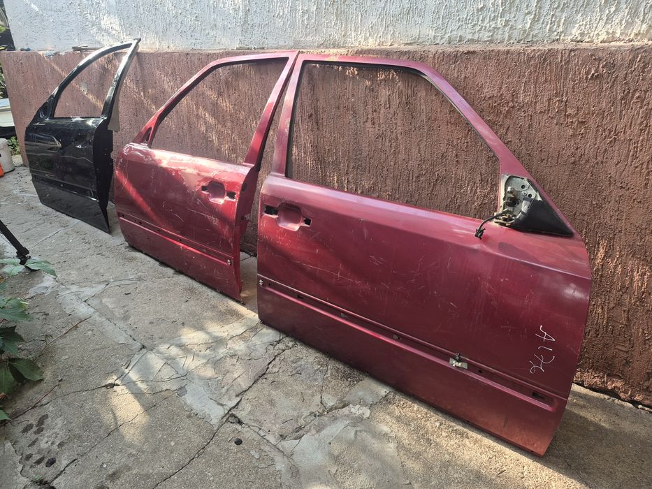 Двери передние Mercedes W124