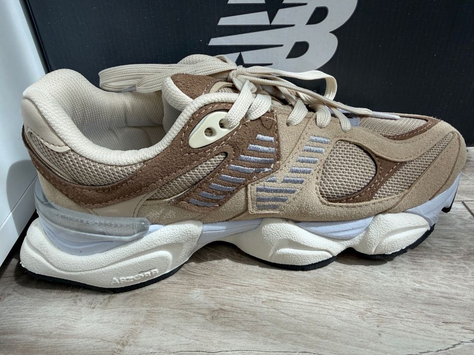 New Balance 9060