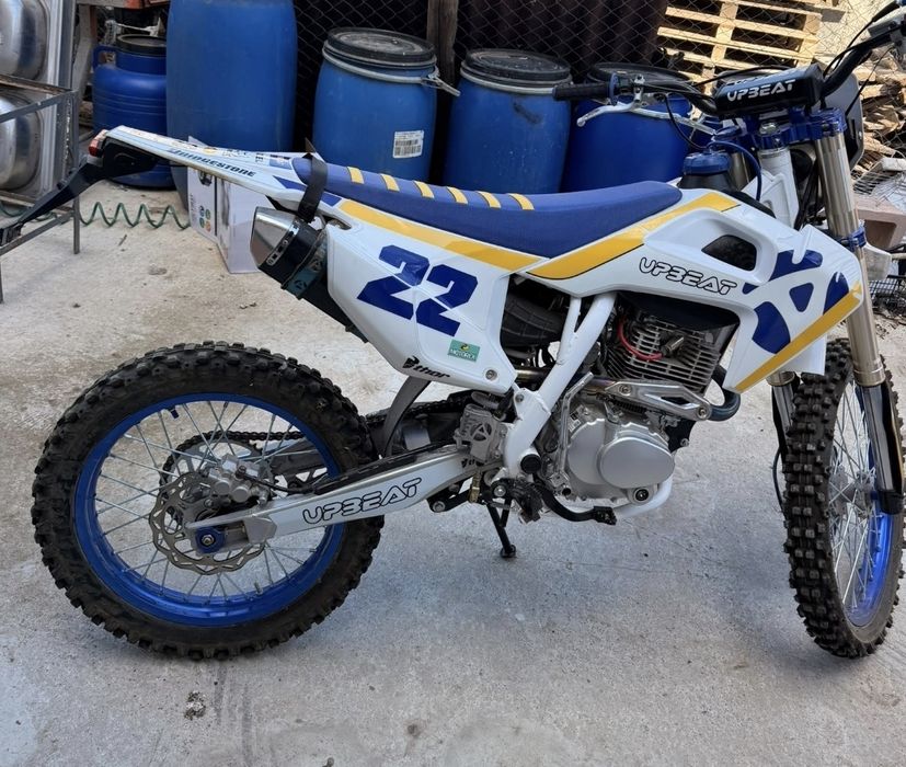 Moto kros 250cc   нов на 2 месеца