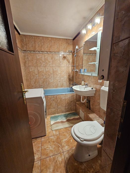 Apartament 2 camere de închiriat