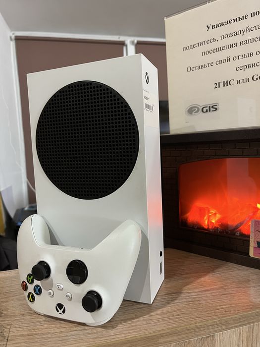 Xbox Series S +1 геймпад 512 гб