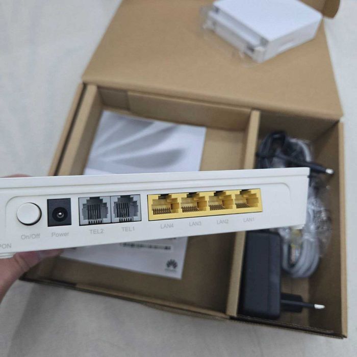 Huawei EchoLife HG8245H5 (GPON)+MIni ODF