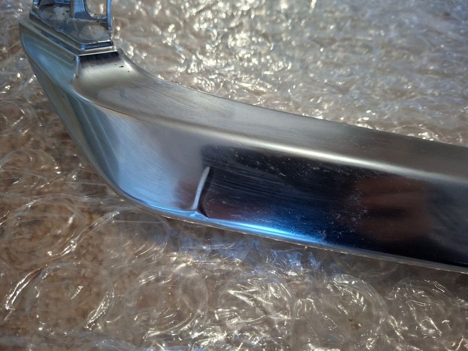 Долна лайсна на предната решетка за Lexus RX350 450