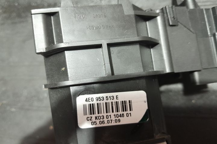 Maneta semnalizare cu tempomat 4E0953513E 4E0953513E Audi A4 B7