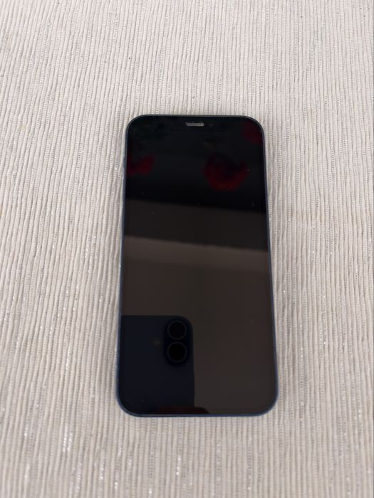 Iphone 12 mini 64 GB (cadou 7 huse + 3 folii ecran)