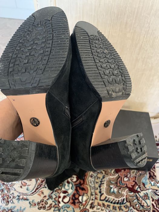 Продам зимние сапоги фирмы AIDINI