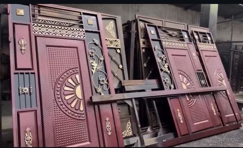 Сапалы және ең тиімді бағада қақпа, Варота, Ворота