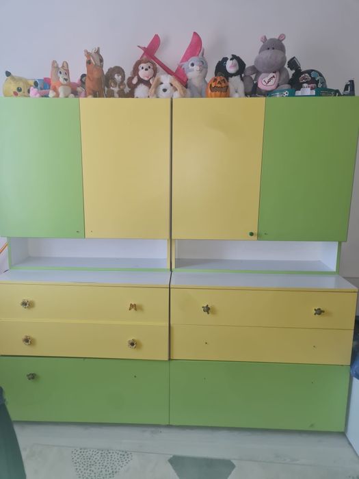 Mobilă copii cu paturi suprapuse