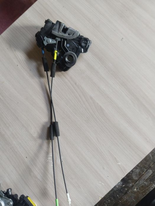 Продам запчасти на Камри 40