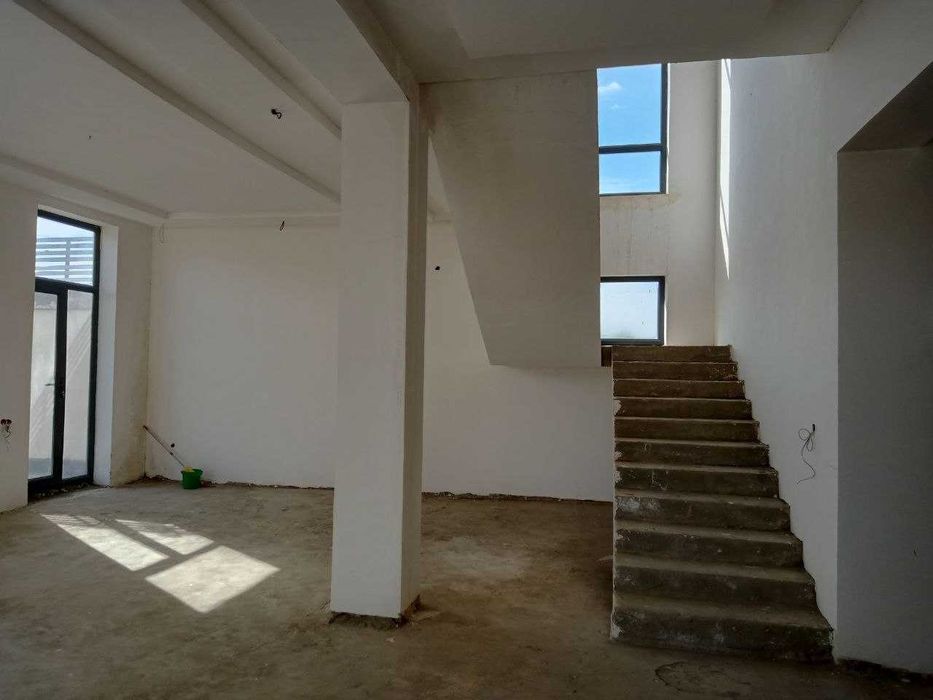 Yu   Новый 2 этажный евродом на 6 сотках, в Бостанлыкском районе