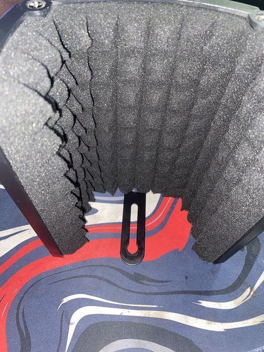 Акустическая поролоновая панель