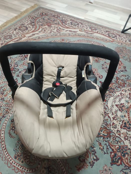 Автокресло для ребенка