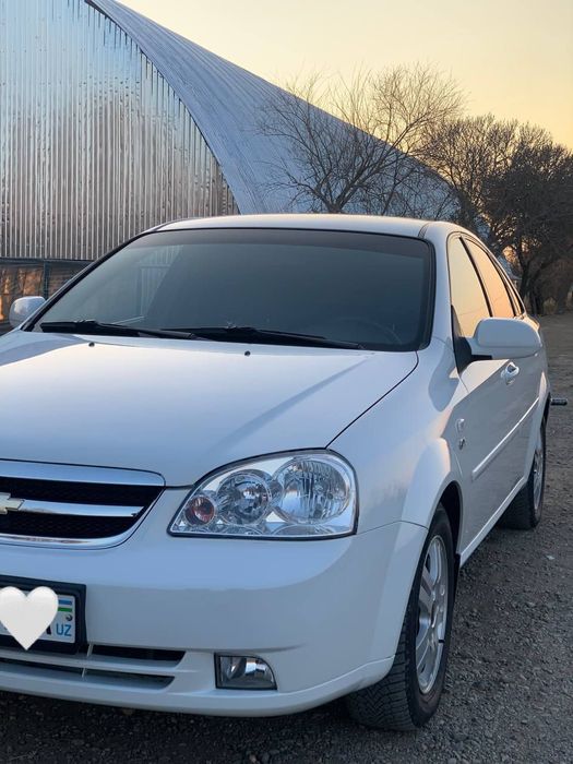 Lasetti 1.8   2011 -yil