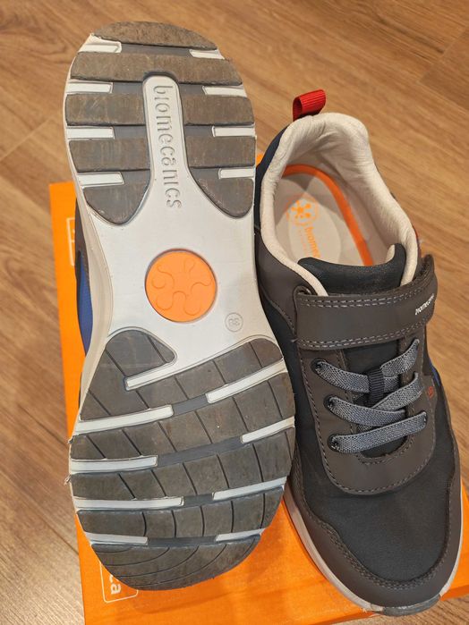 Спортни обувки Biomecanics